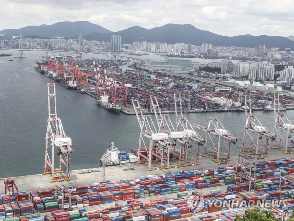 Cover image for Exportações na Coreia do Sul crescem em 2021 e têm a maior alta em 32 anos